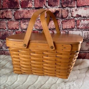 Longaberger 2020 Handwoven Basket with Lid